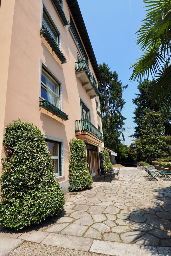 Bed and Breakfast Casa Mondadori Meina Exterior foto