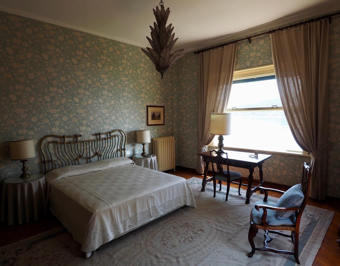 Bed and Breakfast Casa Mondadori Meina Exterior foto