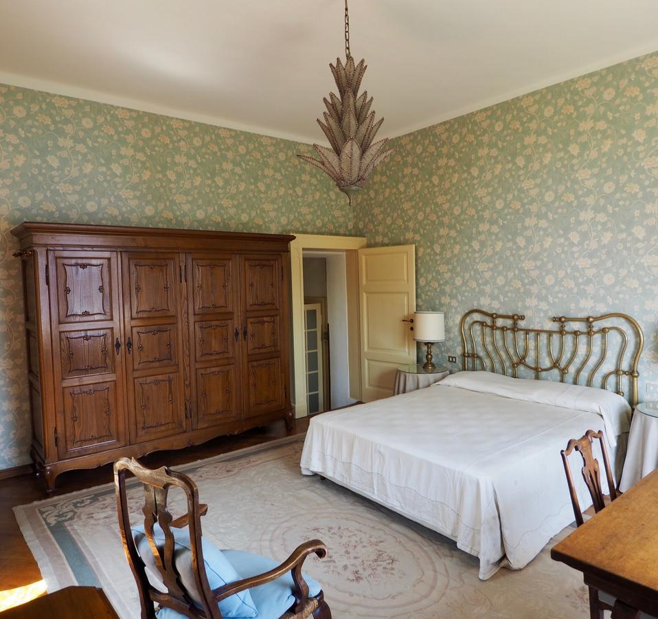 Bed and Breakfast Casa Mondadori Meina Exterior foto